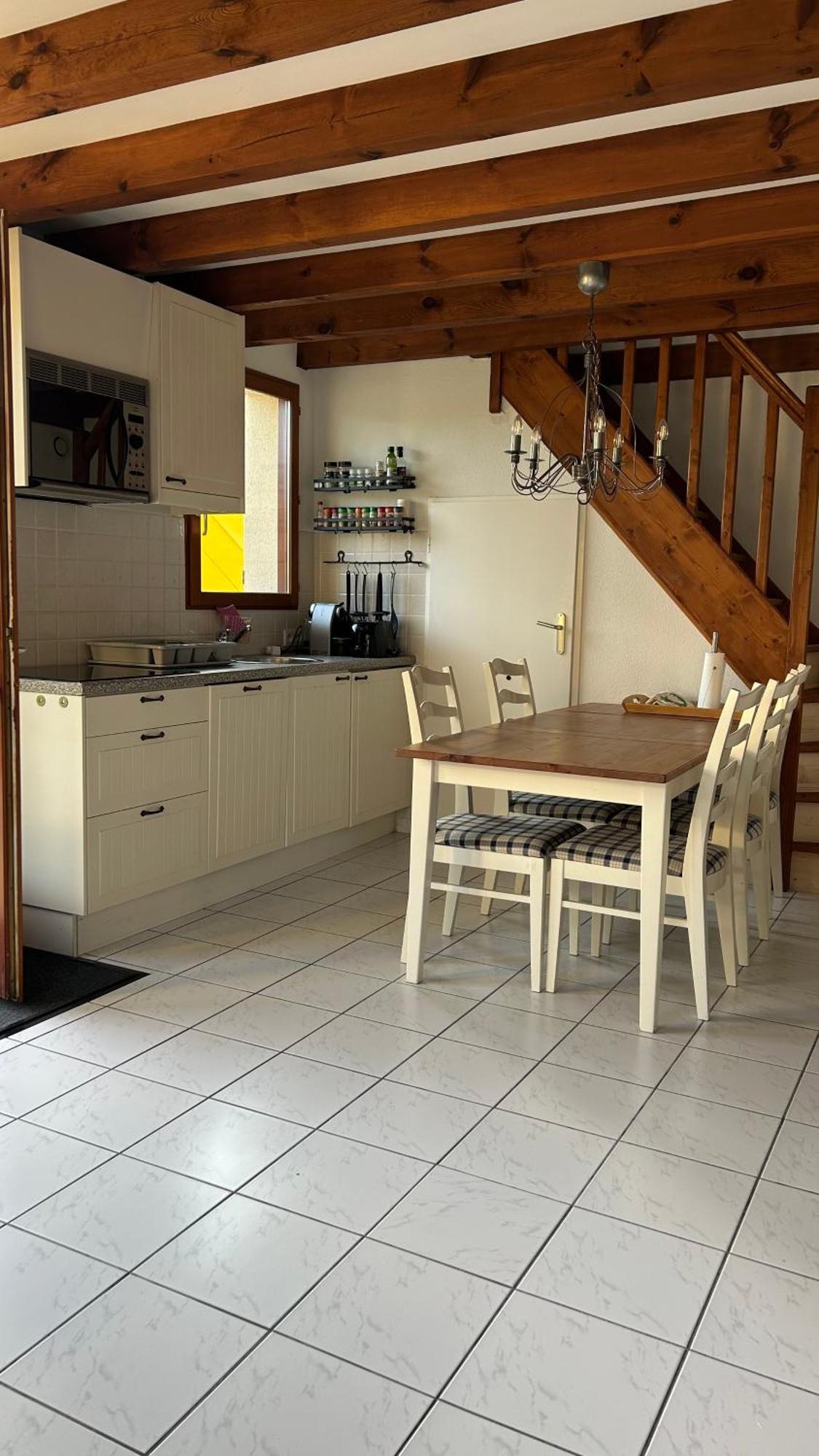 Jolie Maison De Vacances Avec Terrasse Et Jardin Saint-Julien-en-Born Exterior photo