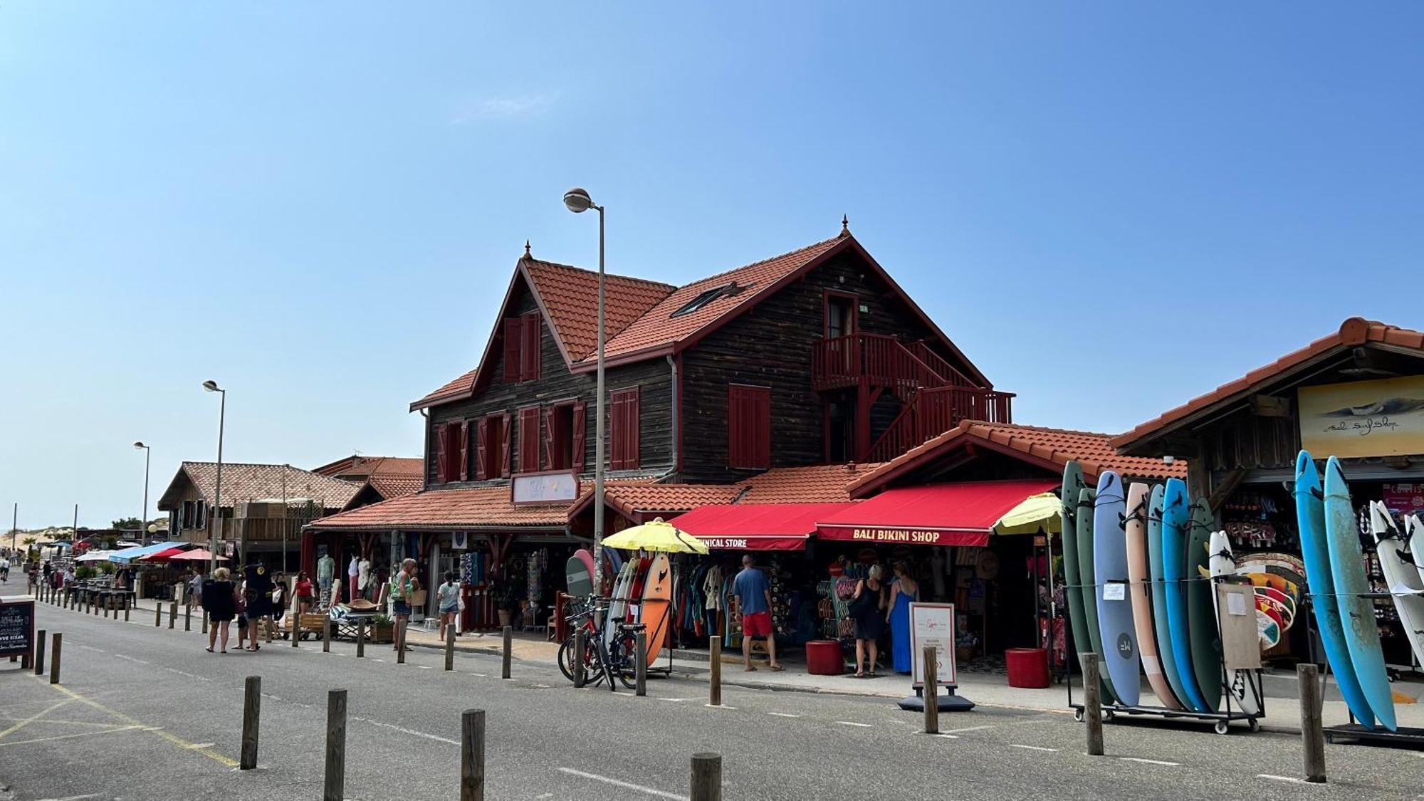Jolie Maison De Vacances Avec Terrasse Et Jardin Saint-Julien-en-Born Exterior photo